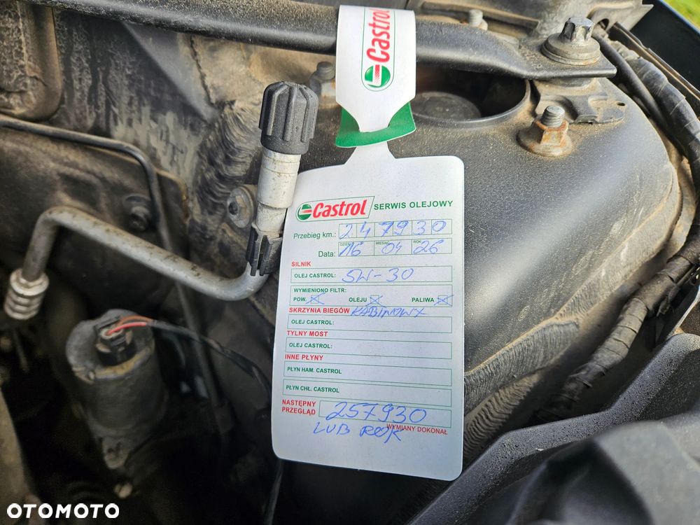 BMW Seria 3 318d - 16