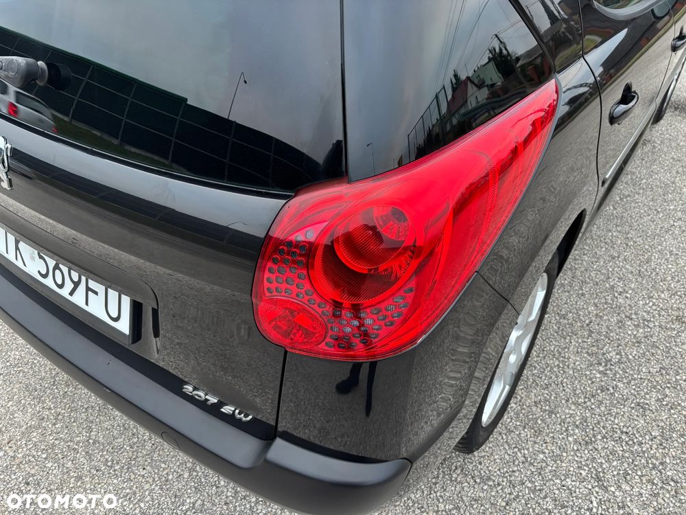 Peugeot 207 120 VTi Premium - 24