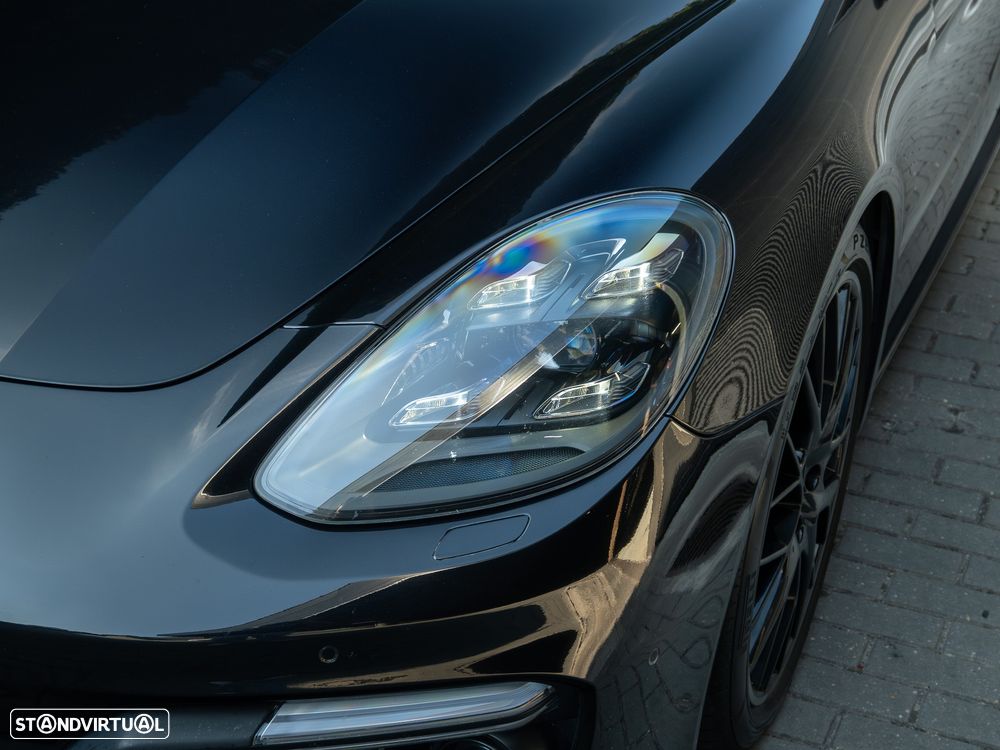 Porsche Panamera Turbo - 6