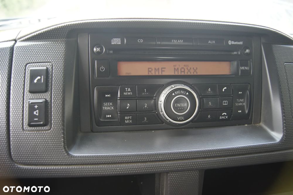 Nissan CABSTAR - 24