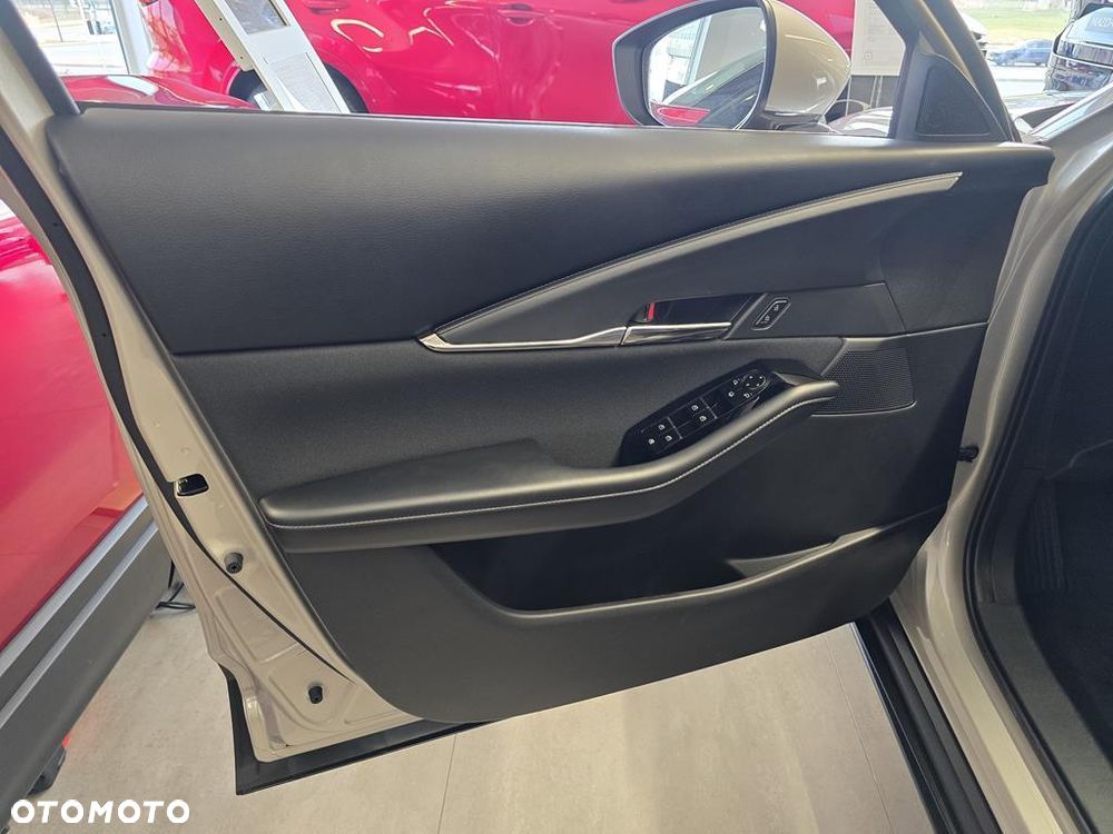 Mazda CX-30 2.0 mHEV Centre-Line 2WD - 10