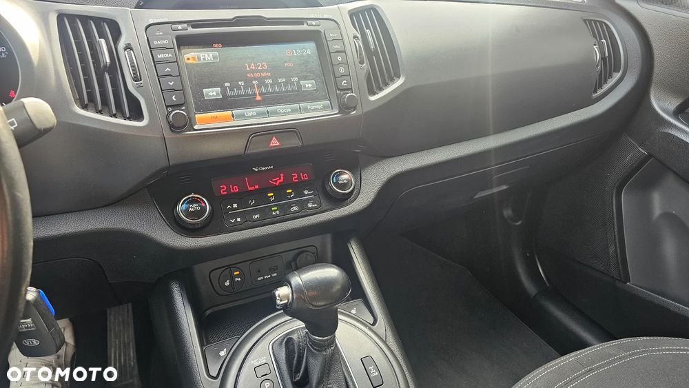 Kia Sportage 2.0 CRDI 4WD Automatik Dream-Team Edition - 21