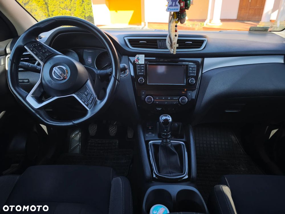 Nissan Qashqai 1.6 DCi 4x4 N-Connecta - 19