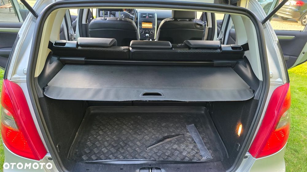 Mercedes-Benz Klasa A 200 CDI Avantgarde Special Edition - 34