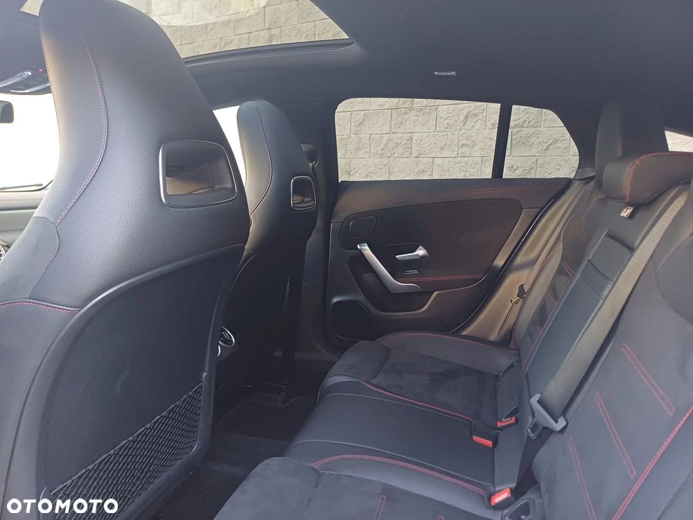 Mercedes-Benz CLA 200 d Shooting Brake 8G-DCT Edition AMG Line - 17
