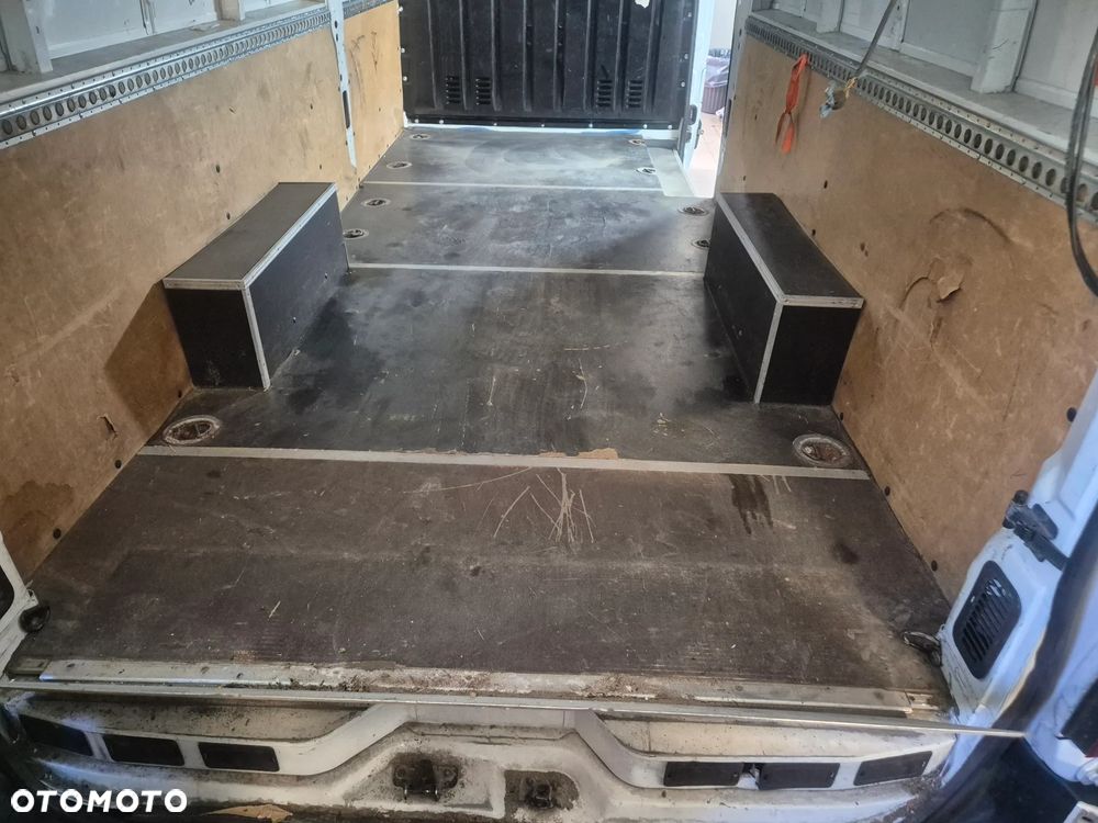 PODŁOGA PAKI ZABUDOWA L4 RWD TYŁ NAPĘD MASTER III MOVANO B  NV400  10r.+ - 1