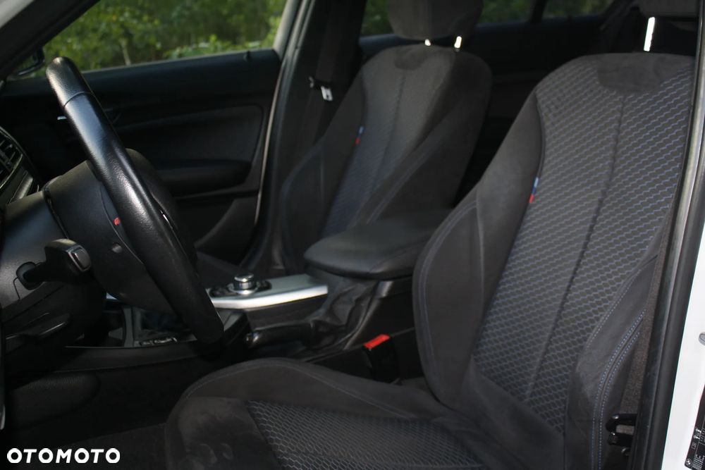 BMW Seria 1 114i Sport Line - 19