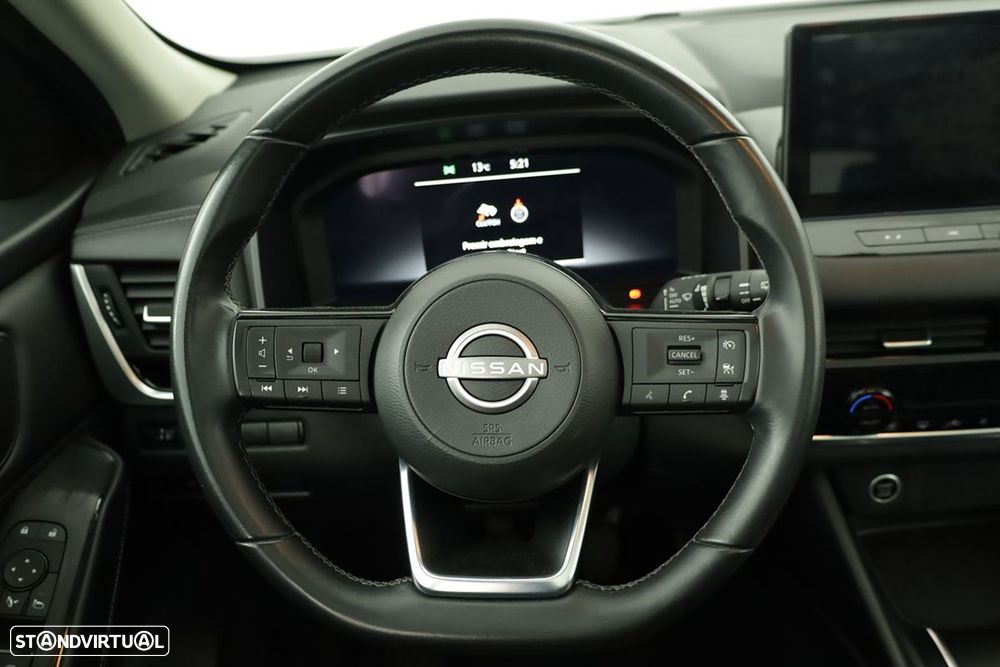 Nissan Qashqai 1.3 DIG-T N-Connecta LED - 16