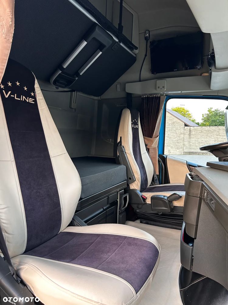 Volvo FH 500/Euro6/1 turbina /IDEALNY/ Nowe sprzęgło/Metalik/ Salon PL / Halogeny/Alufelgi //Klima Postojowa// 4 poduszki tył - 21