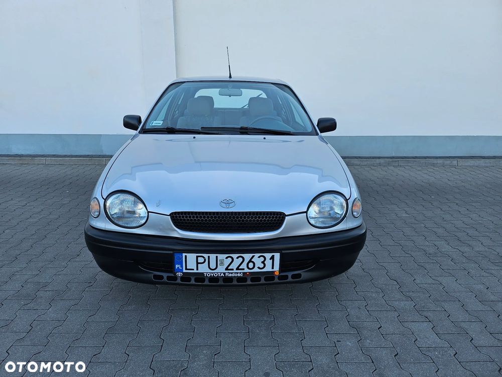 Toyota Corolla - 8