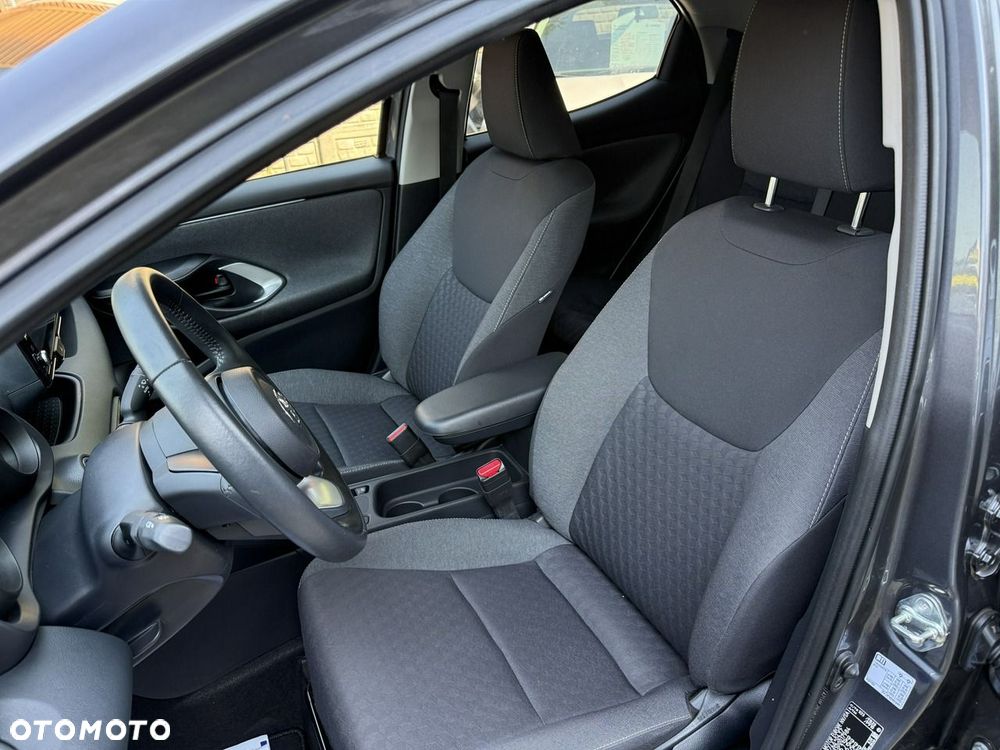 Toyota Yaris - 13