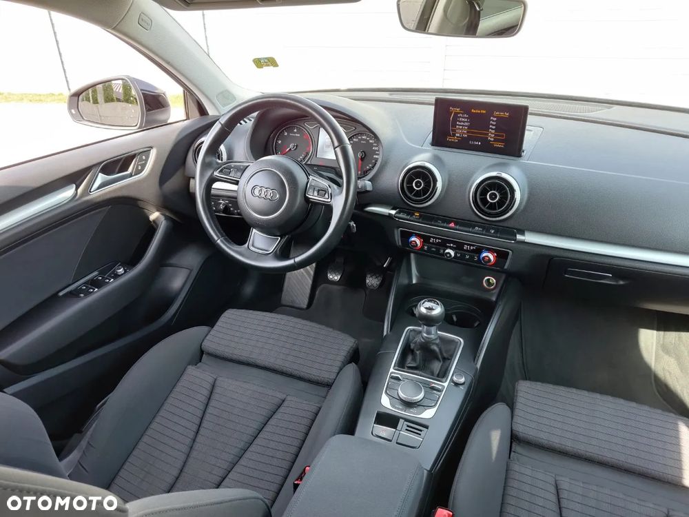 Audi A3 Limousine 1.6 TDI (clean diesel) S line Sportpaket - 13