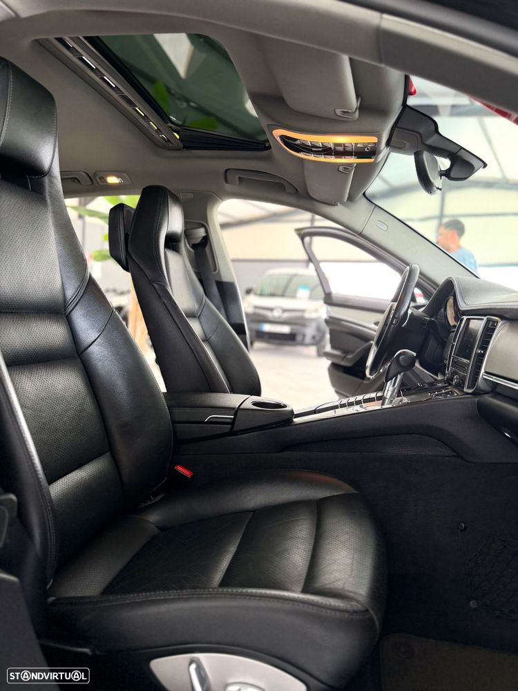 Porsche Panamera 3.0 V6 - 31