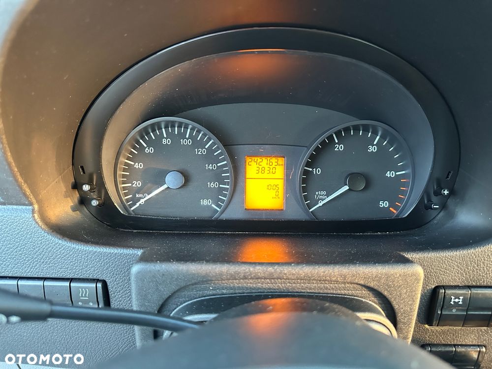 Mercedes-Benz MERCEDES-BENZ 319 CDI 4x4 3,0 - 19