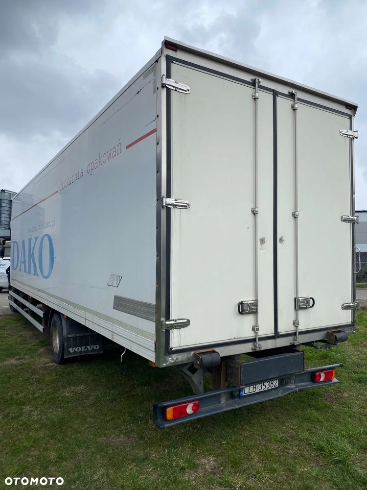 Volvo FL - 7