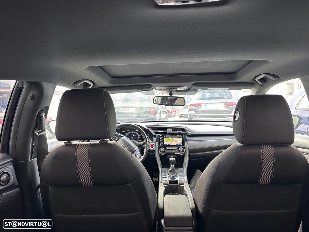 Honda Civic 1.0 i-VTEC Elegance Navi - 9
