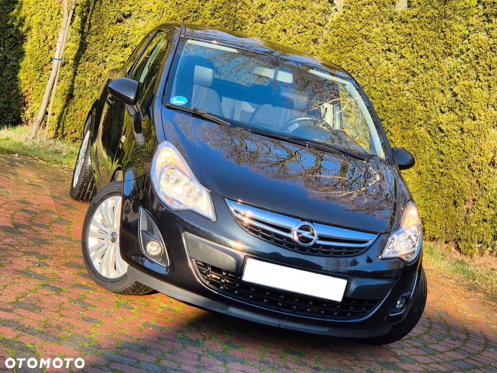 Opel Corsa 1.4 16V EcoFLEX Start-Stop 150 Jahre - 8