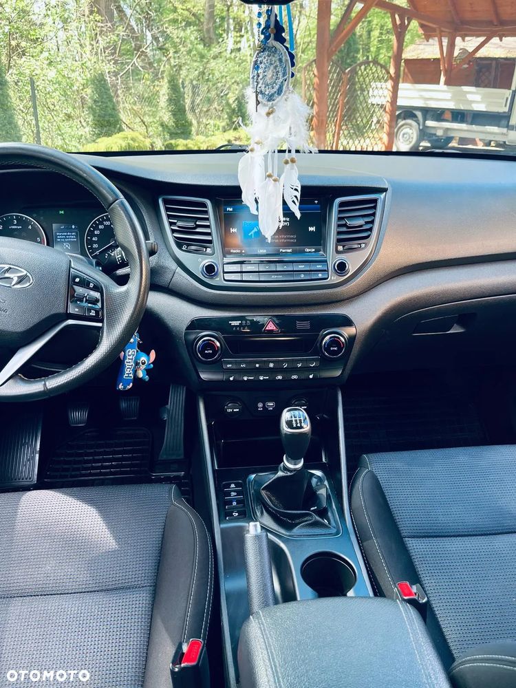 Hyundai Tucson blue 1.7 CRDi 2WD Intro Edition - 9