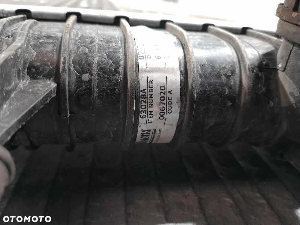 CHŁODNICA WODY OPEL ASTRA H GTC 63028A 1.6 B - 6