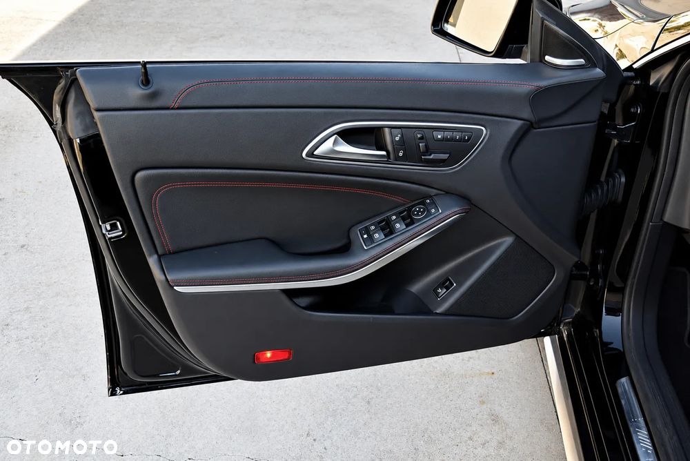 Mercedes-Benz CLA - 23