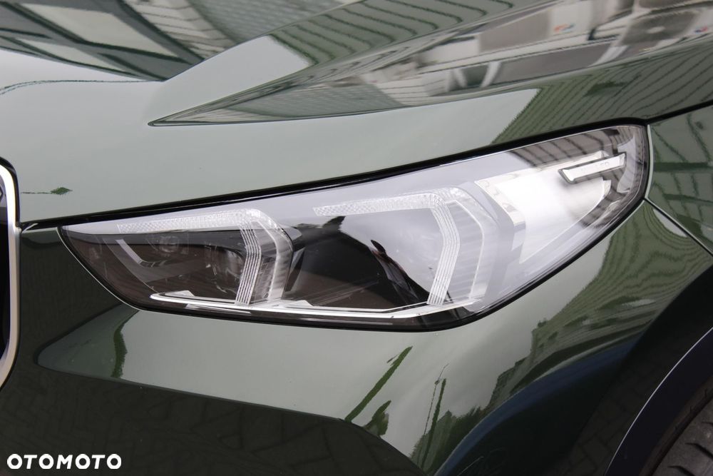 BMW X1 sDrive18i xLine - 18