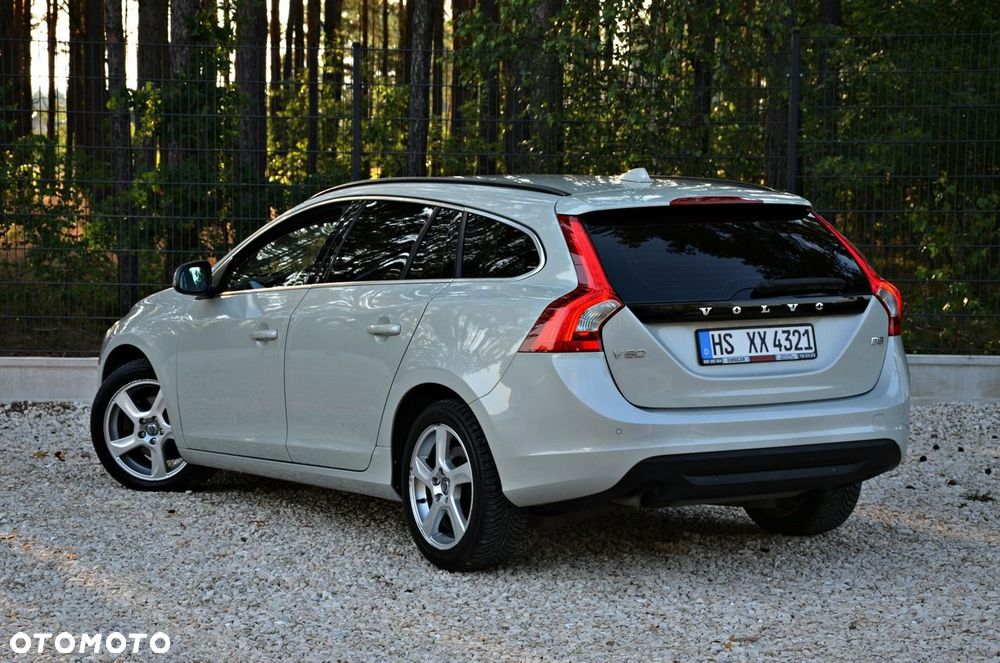 Volvo V60 D3 Summum - 3