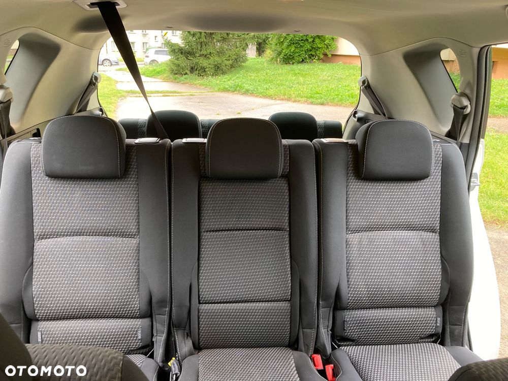 Toyota Verso 1.6 D-4D Prestige 7os - 16