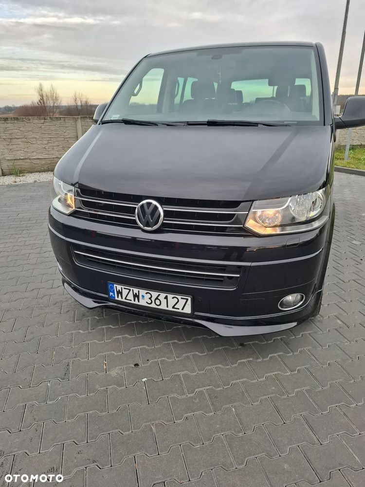 Volkswagen Multivan - 11
