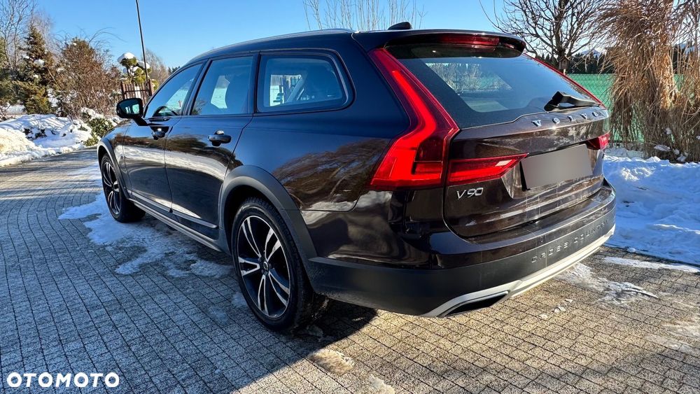 Volvo V90 Cross Country D4 AWD Pro - 2