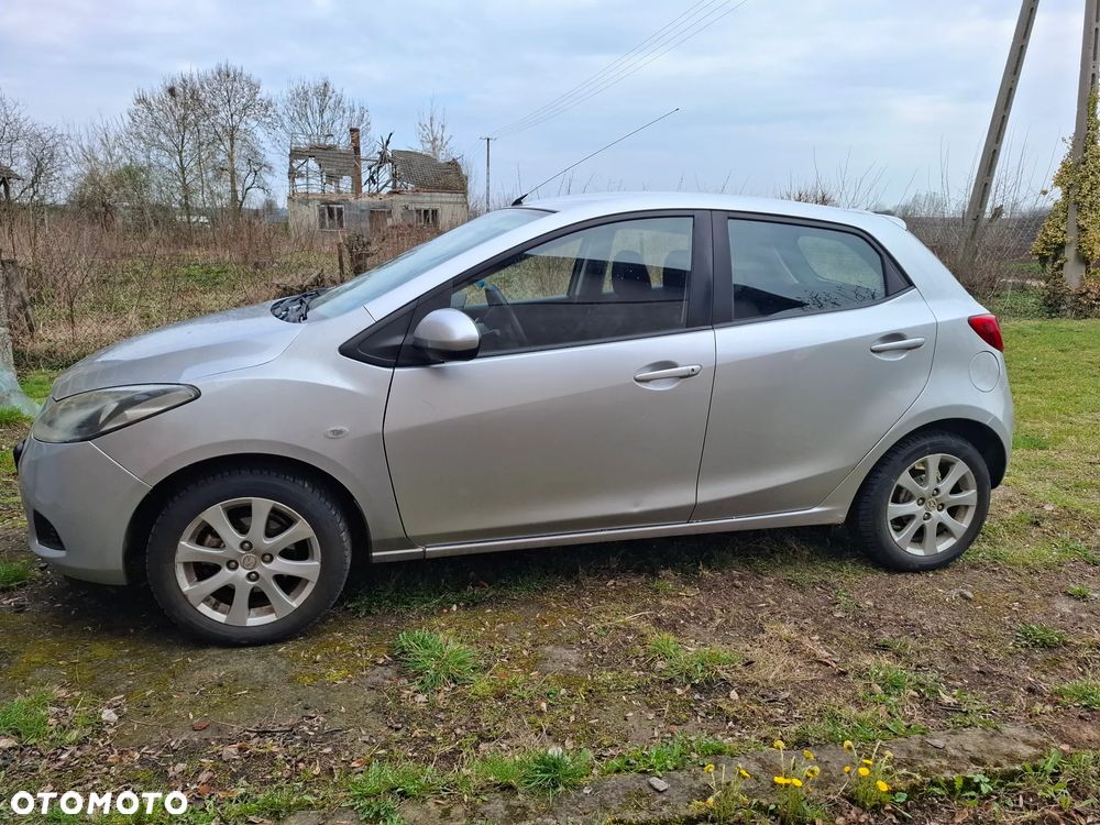 Mazda 2 - 1