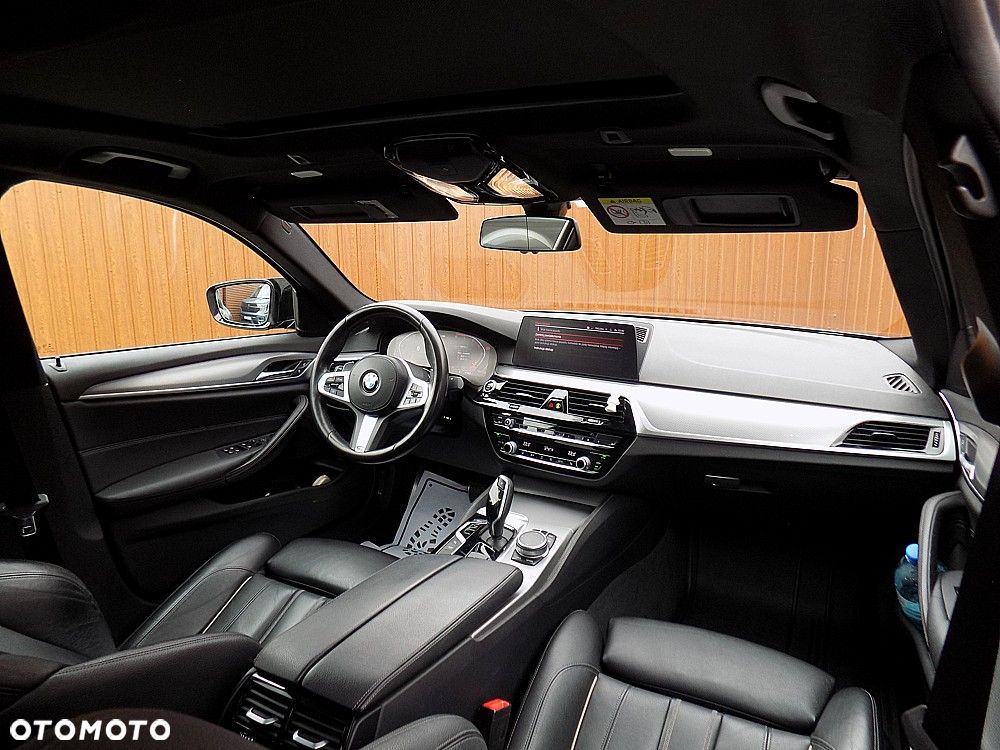 BMW Seria 5 520d xDrive M Sport Edition - 21