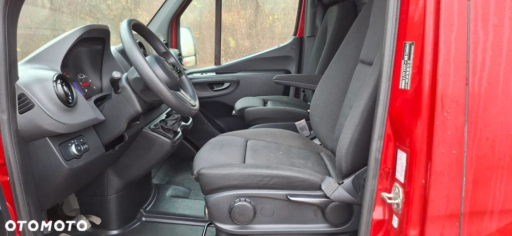 Mercedes-Benz SPRINTER IVECO CRAFTER MAN TRANSIT - 12