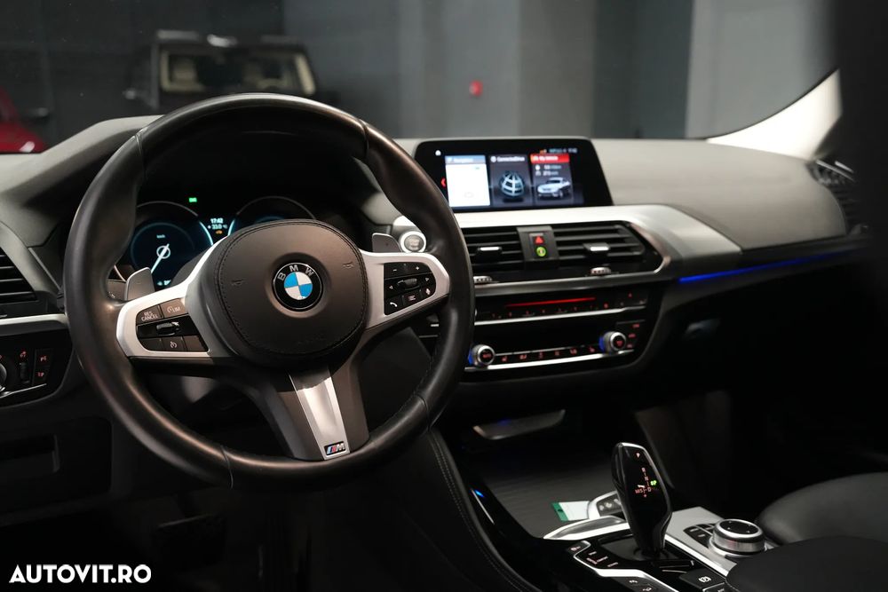 BMW X4 xDrive20d xLine - 9