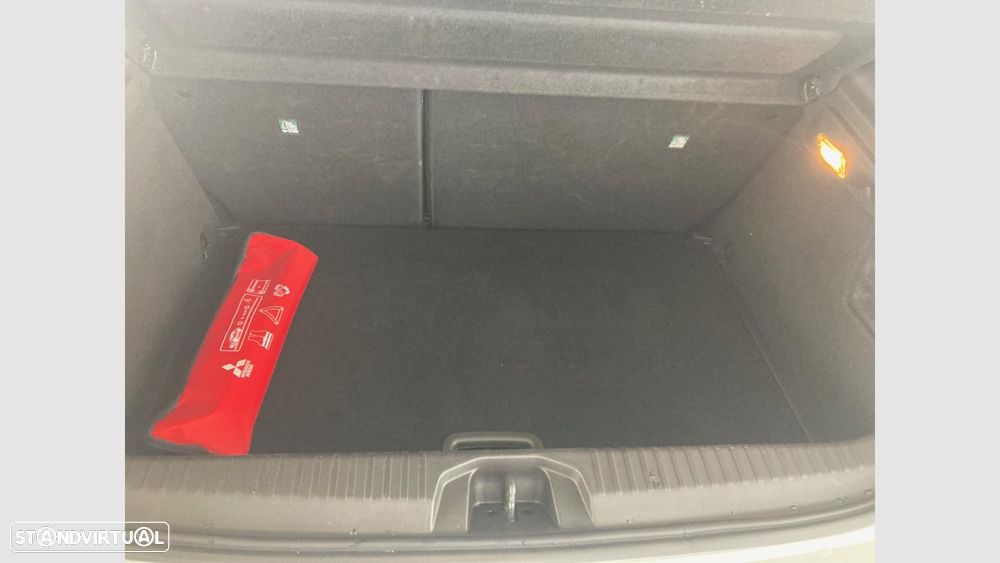 Mitsubishi Colt 1.0 MPI-T Invite - 9