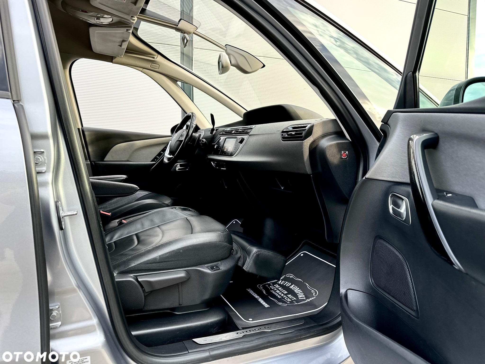 Citroën C4 Grand Picasso BlueHDi 150 EAT6 Exclusive - 27