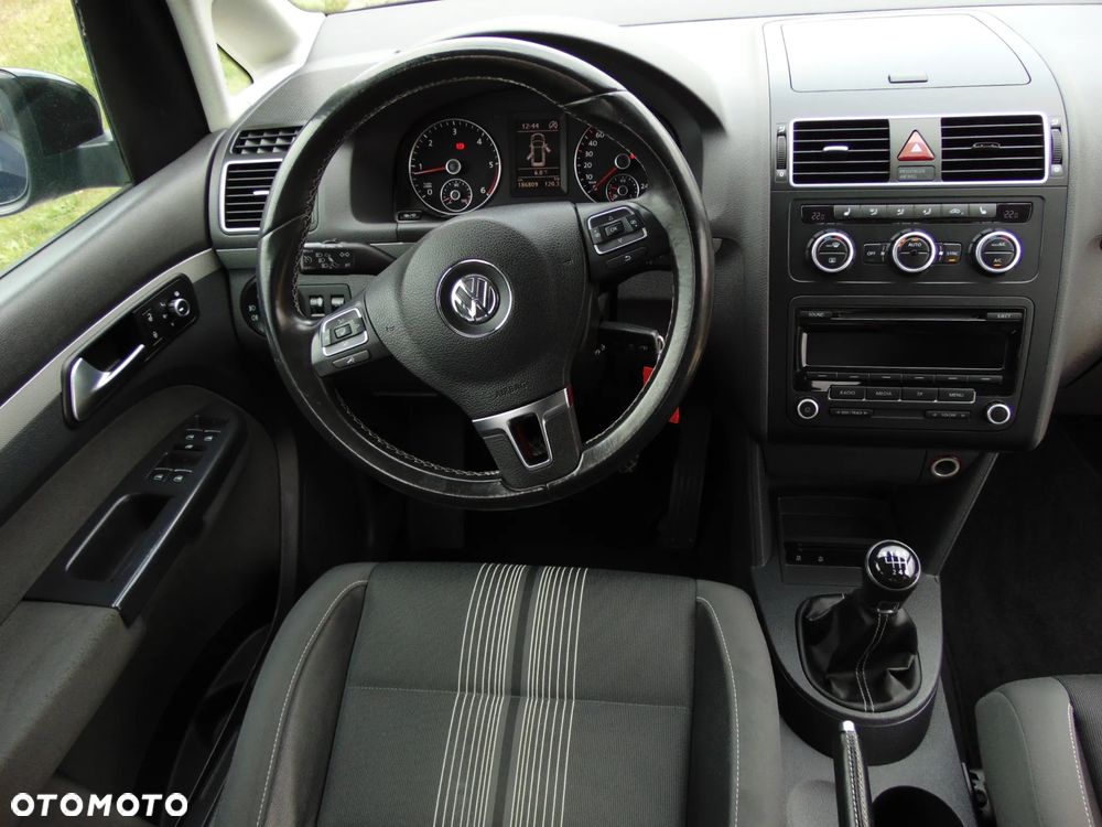 Volkswagen Touran 2.0 TDI DPF MATCH - 7