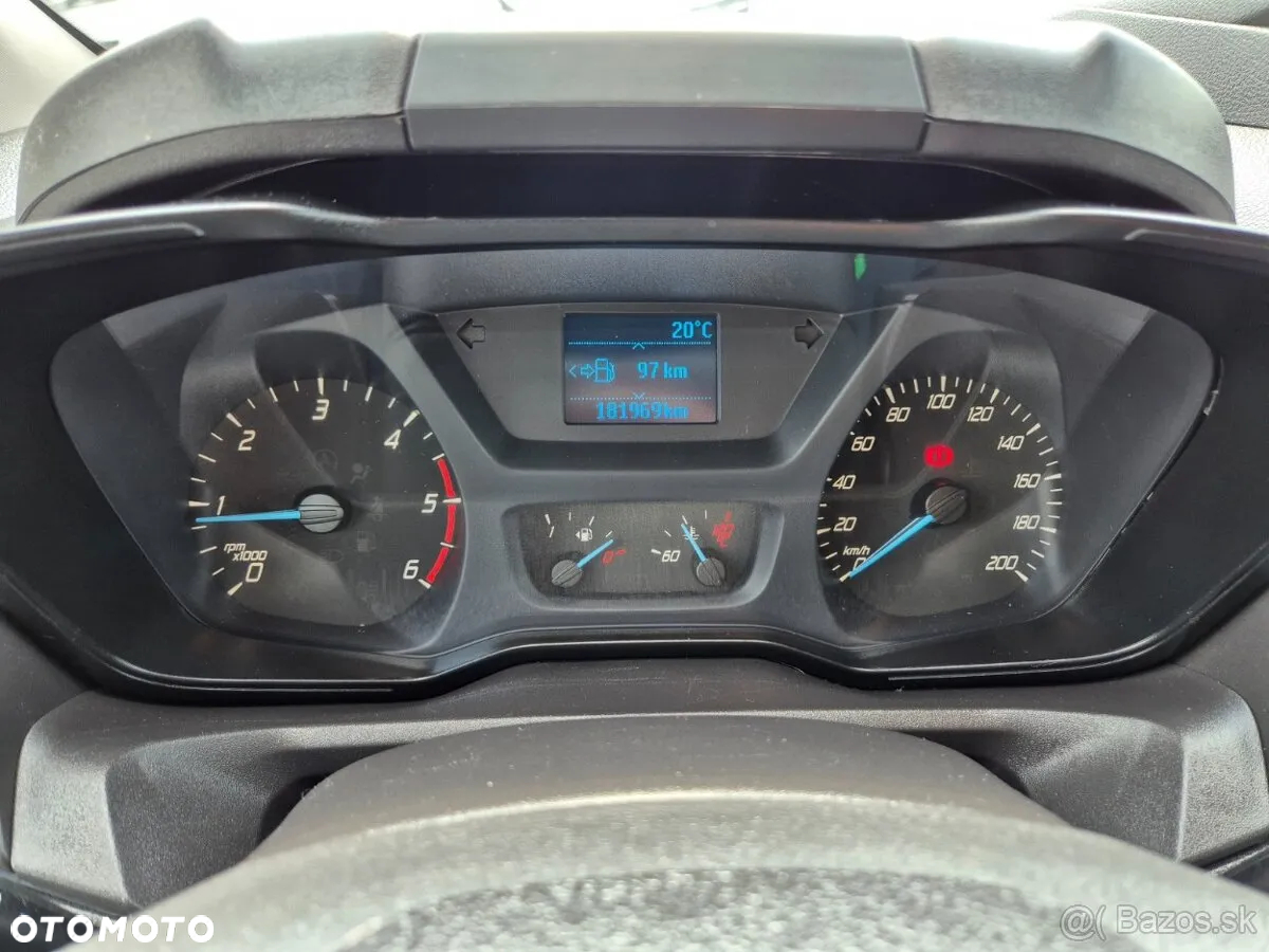 Ford TRANSIT CUSTOM - 13