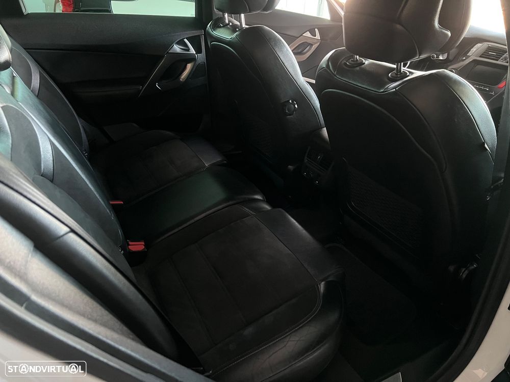 Citroën DS5 1.6 BlueHDi So Chic - 15