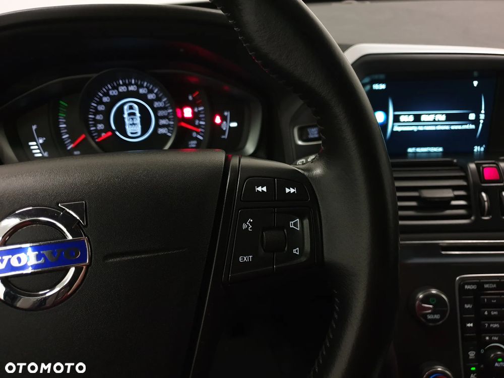 Volvo XC 60 D3 Drive-E Momentum - 12