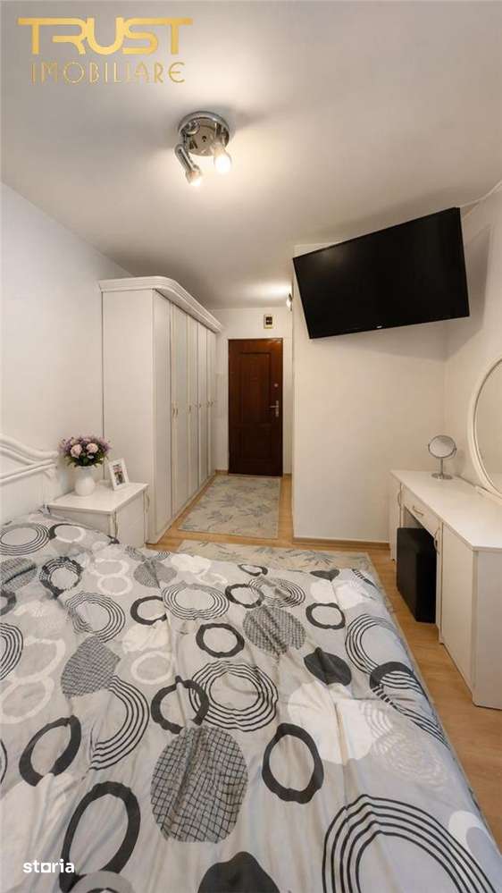 4 camere l 2 bai l 80 MP l Baciu — fotografia 1