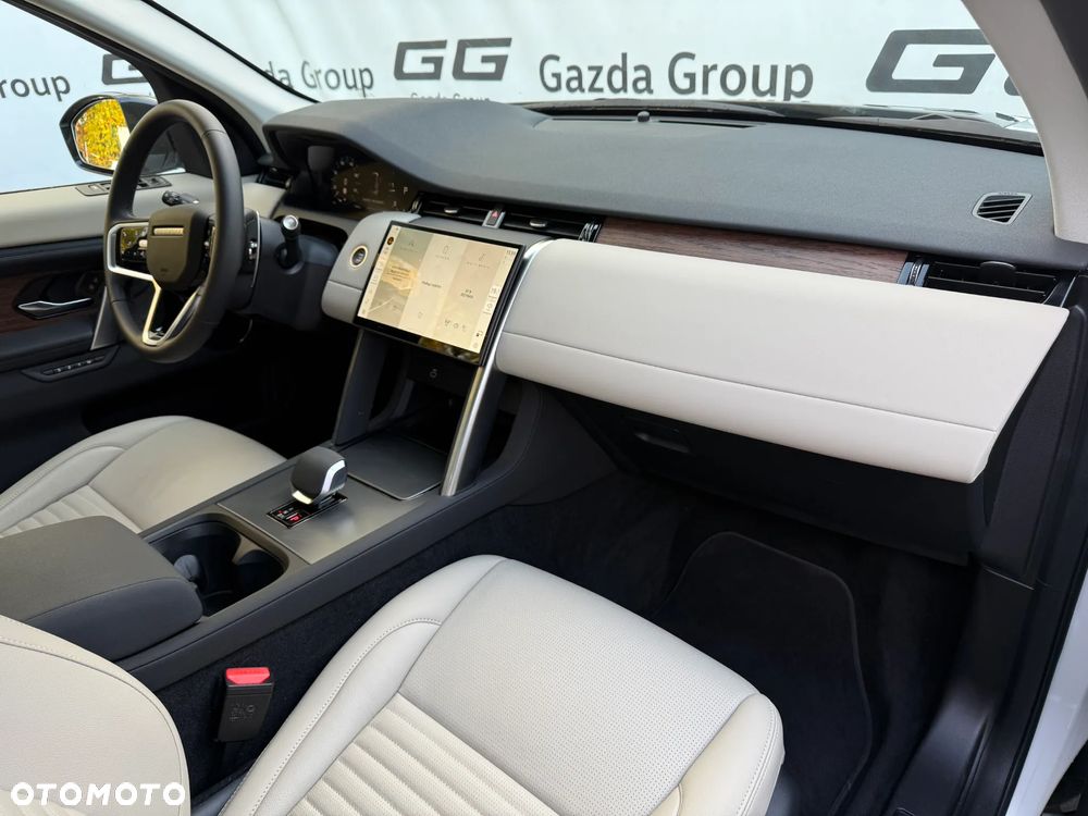 Land Rover Discovery Sport D200 - 8