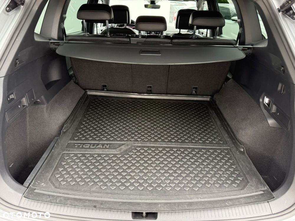 Volkswagen Tiguan Allspace 2.0 TDI 4Mot R-Line DSG - 15