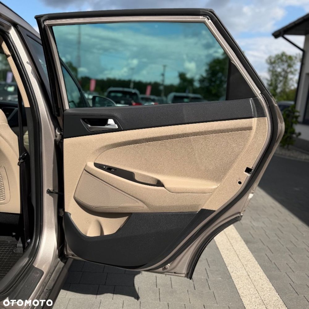 Hyundai Tucson - 32