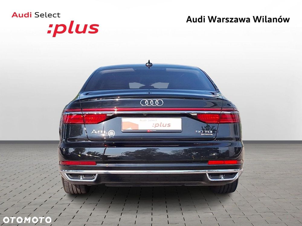 Audi A8 - 4