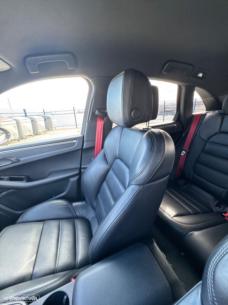 Porsche Macan 2.0T — fotografia 50