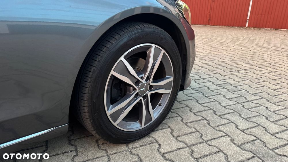 Mercedes-Benz Klasa C 200 d 9G-TRONIC Avantgarde - 15