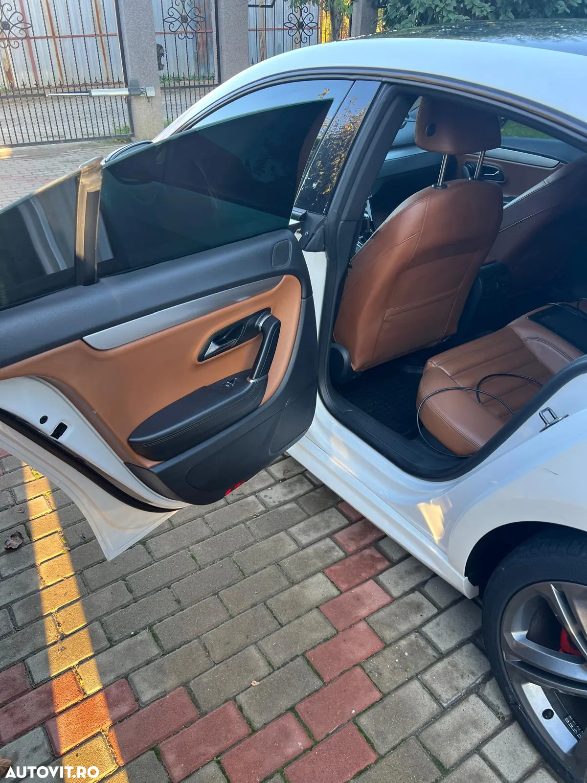 Volkswagen Passat - 29