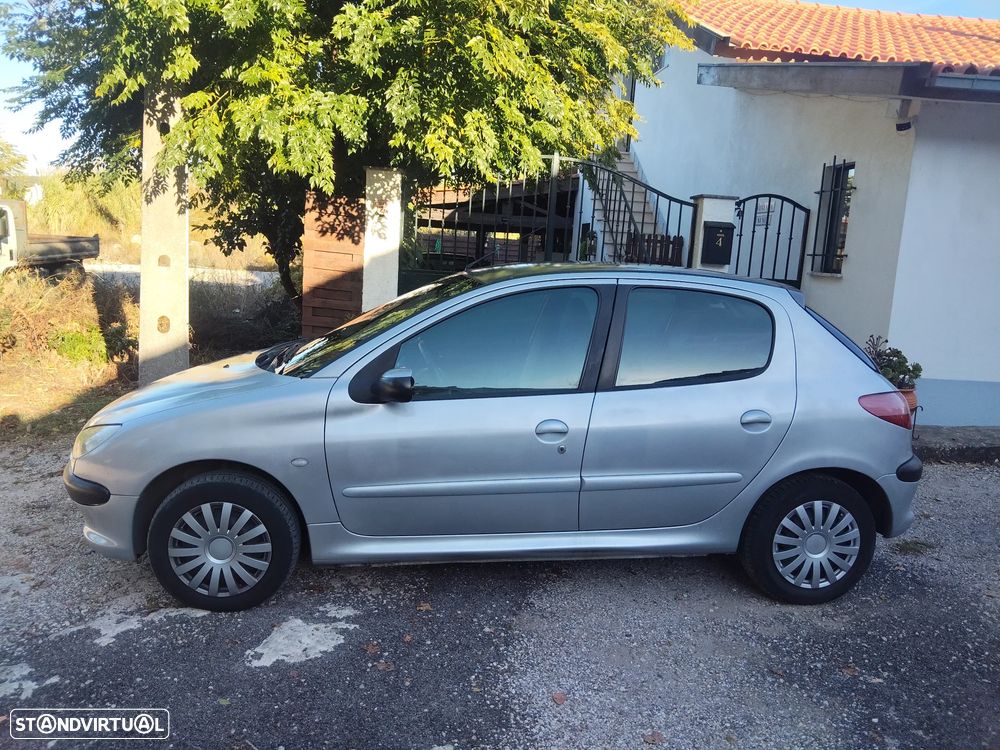 Peugeot 206 1.1 XR Présence - 2