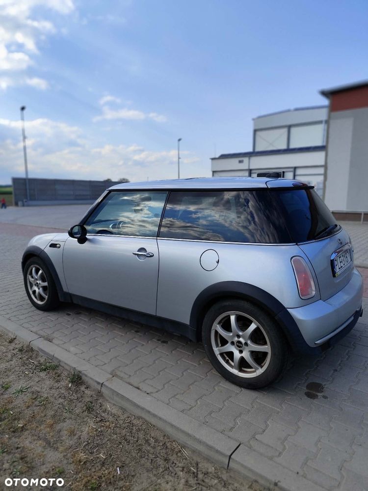 MINI ONE - 6