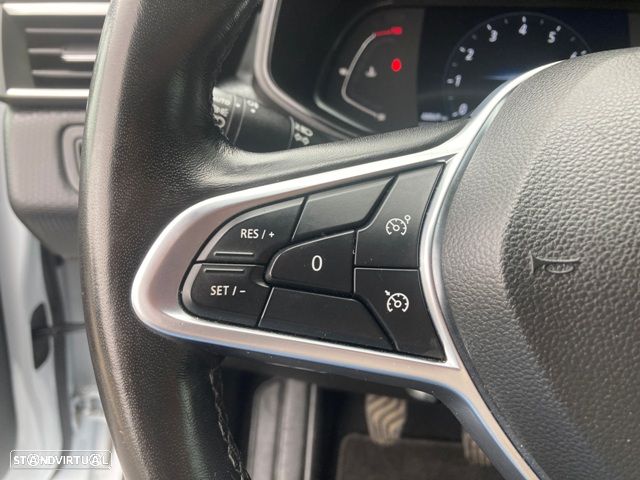 Renault Clio TCe 90 TECHNO - 17